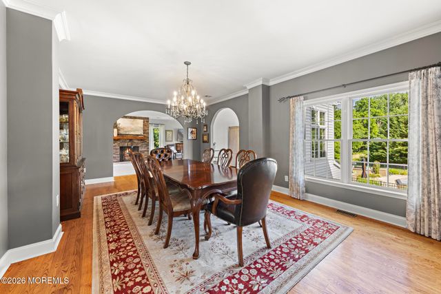 170 Burlington Path Road, Cream Ridge, NJ 08514