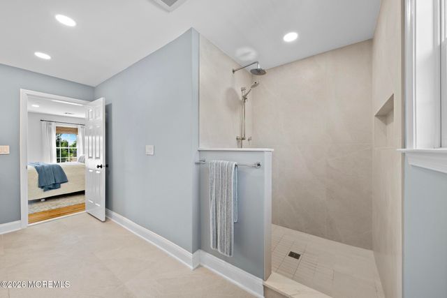 170 Burlington Path Road, Cream Ridge, NJ 08514