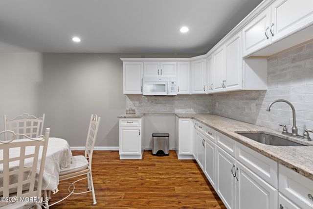 170 Burlington Path Road, Cream Ridge, NJ 08514
