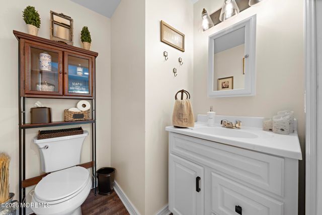 170 Burlington Path Road, Cream Ridge, NJ 08514