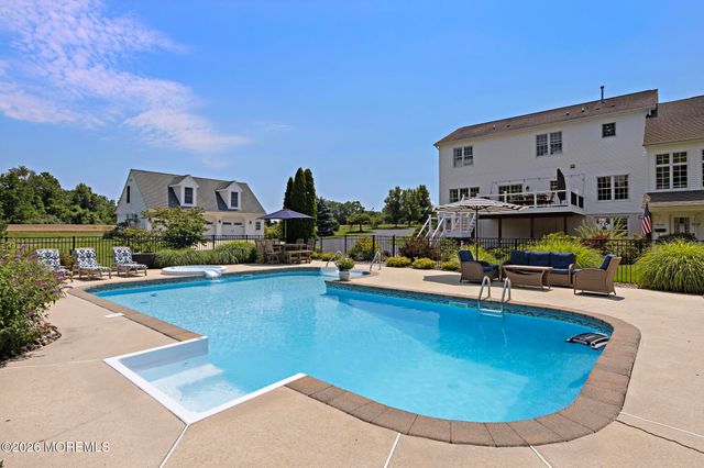 170 Burlington Path Road, Cream Ridge, NJ 08514