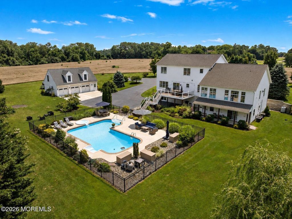 170 Burlington Path Road, Cream Ridge, NJ 08514