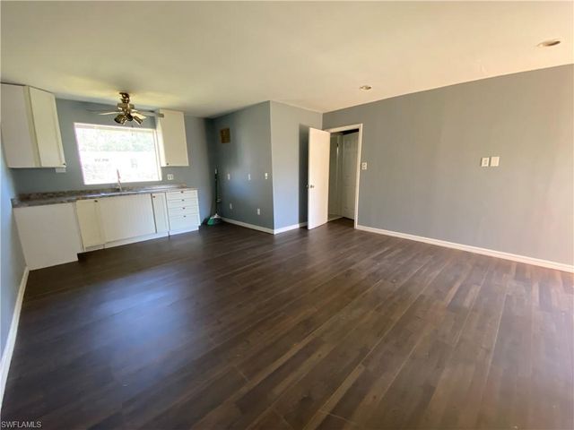 8406 Sevigny DR, North Fort Myers, FL 33917