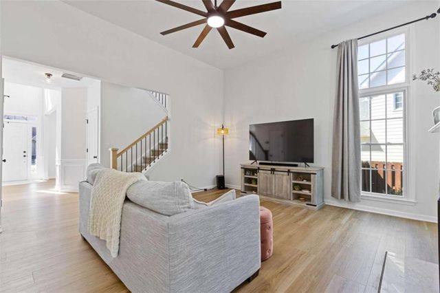 1872 Hillside Bend Crossing, Lawrenceville, GA 30043