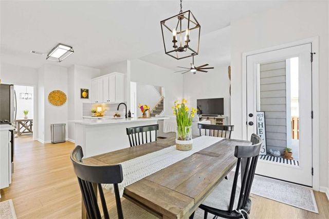 1872 Hillside Bend Crossing, Lawrenceville, GA 30043