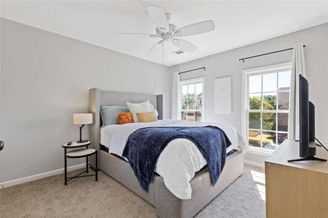 1872 Hillside Bend Crossing, Lawrenceville, GA 30043