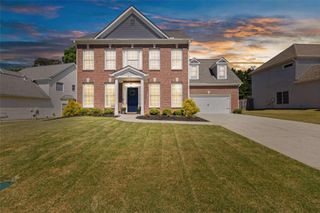 1872 Hillside Bend Crossing, Lawrenceville, GA 30043