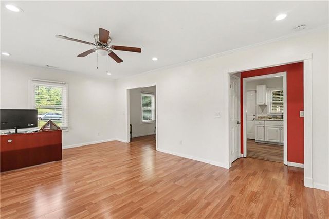 4722 Covington Highway, Decatur, GA 30035