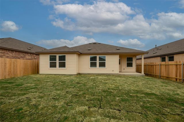 443 Sebring CIR, Hutto, TX 78634