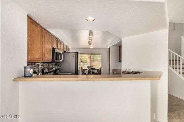 5220 W DESERT Lane, Laveen, AZ 85339