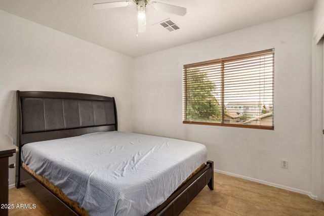 5220 W DESERT Lane, Laveen, AZ 85339