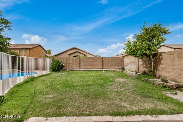 5220 W DESERT Lane, Laveen, AZ 85339