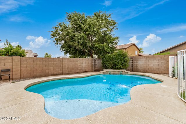 5220 W DESERT Lane, Laveen, AZ 85339