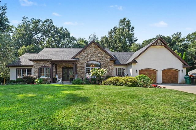 51823 Westwood Forest Drive, South Bend, IN 46628
