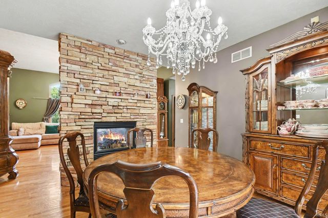 51823 Westwood Forest Drive, South Bend, IN 46628