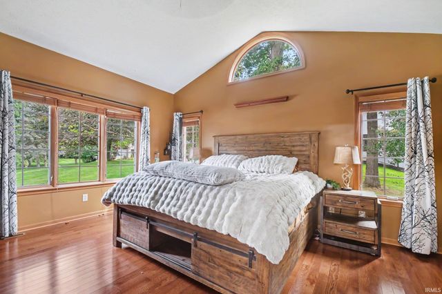 51823 Westwood Forest Drive, South Bend, IN 46628