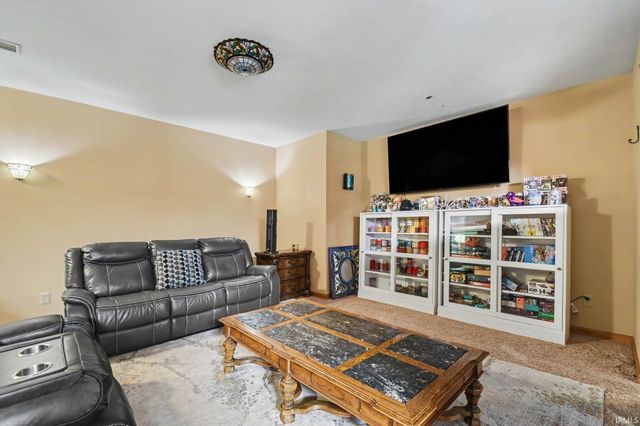 51823 Westwood Forest Drive, South Bend, IN 46628