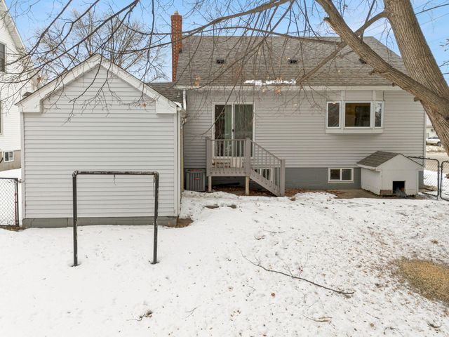 300 3rd Street SW, Cokato, MN 55321