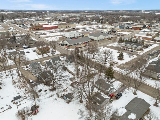 300 3rd Street SW, Cokato, MN 55321