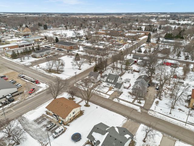 300 3rd Street SW, Cokato, MN 55321