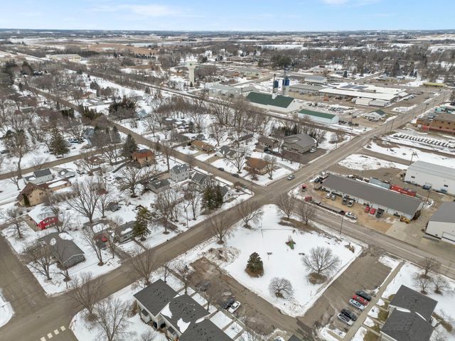 300 3rd Street SW, Cokato, MN 55321