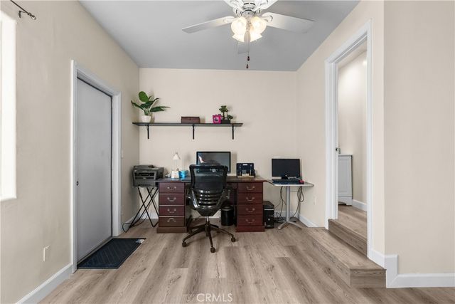 9559 9561 Natick, North Hills, CA 91343