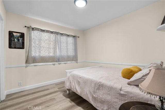 9559 9561 Natick, North Hills, CA 91343