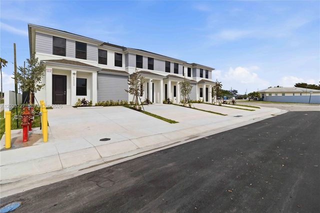 22348 SW 115 Ct 22348, Miami, FL 33170