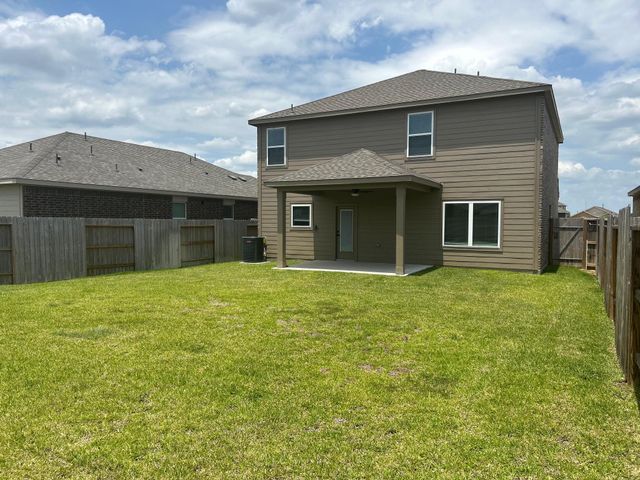1006 Whispering Winds Drive, Beasley, TX 77417