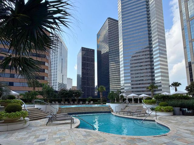 1400 Mckinney Street 1908, Houston, TX 77002