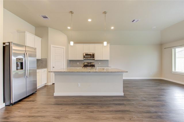 7639 Tramontana Lane, Baytown, TX 77523