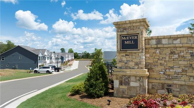 4679 Fullerton Drive, Oakwood, GA 30566