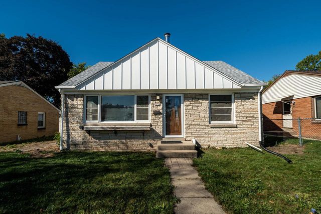 3739 N 97th PLACE, Milwaukee, WI 53222