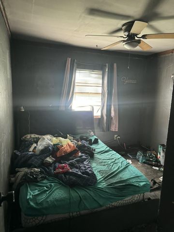 6743 Missouri Avenue, Hammond, IN 46323