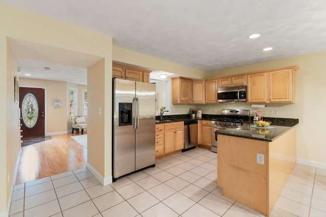 20 Jill's Way 20, Tewksbury, MA 01876