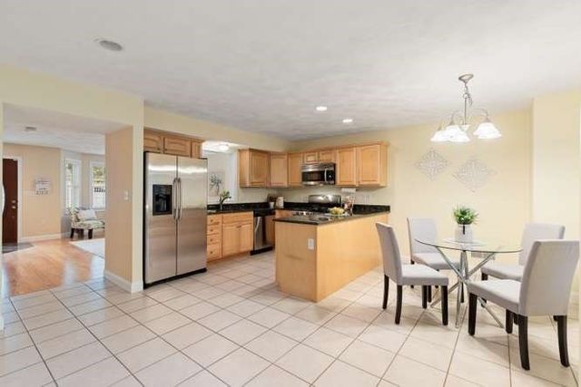 20 Jill's Way 20, Tewksbury, MA 01876