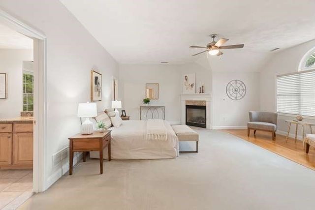 20 Jill's Way 20, Tewksbury, MA 01876
