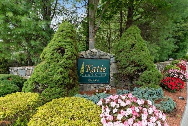 20 Jill's Way 20, Tewksbury, MA 01876