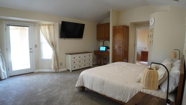 12281 Fernwood Dr, Madera, CA 93636