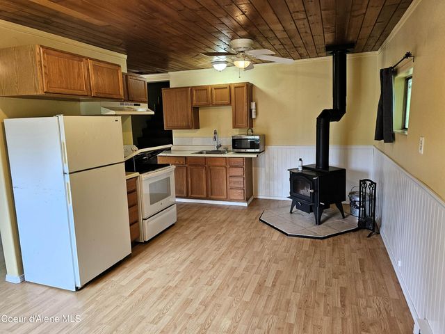 4714 E Upper Hayden Lake RD, Hayden, ID 83835