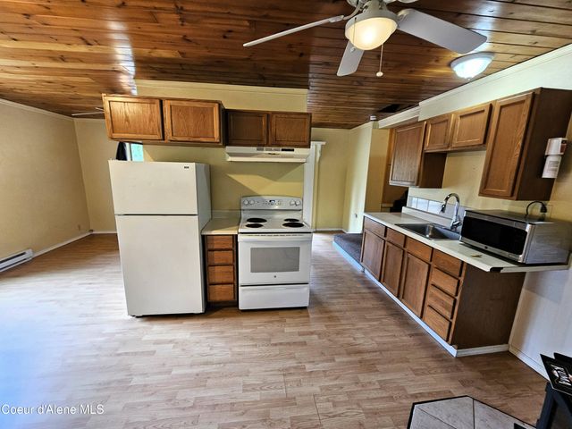 4714 E Upper Hayden Lake RD, Hayden, ID 83835