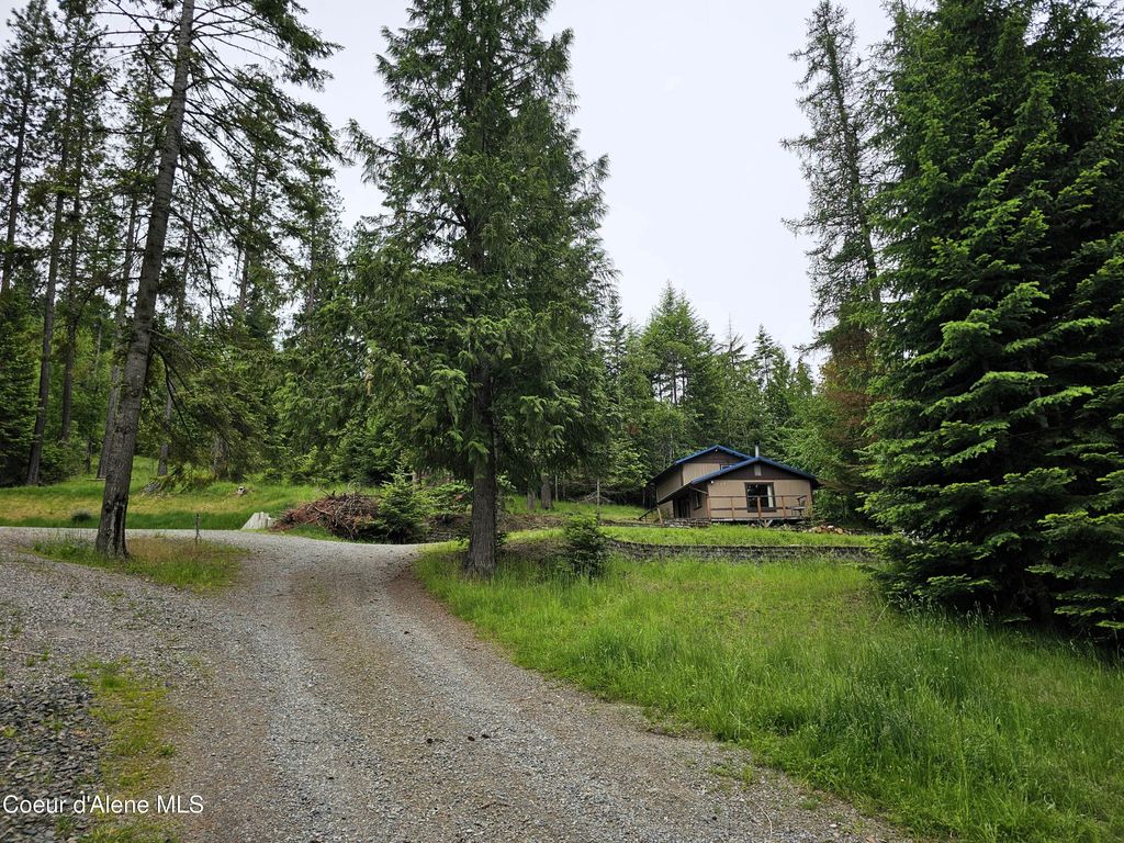 4714 E Upper Hayden Lake RD, Hayden, ID 83835