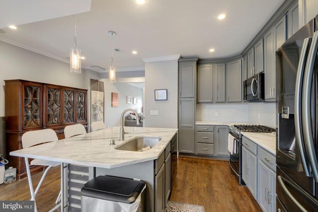 2408 3RD ST NE, Washington, DC 20002