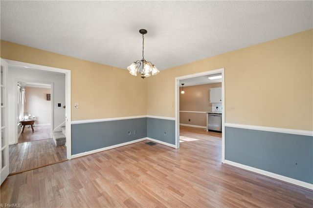 1605 Moravian Heights Court, Clemmons, NC 27012