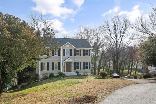 1605 Moravian Heights Court, Clemmons, NC 27012