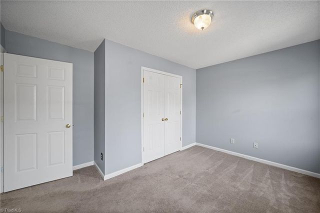 1605 Moravian Heights Court, Clemmons, NC 27012