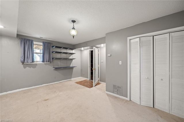 1605 Moravian Heights Court, Clemmons, NC 27012