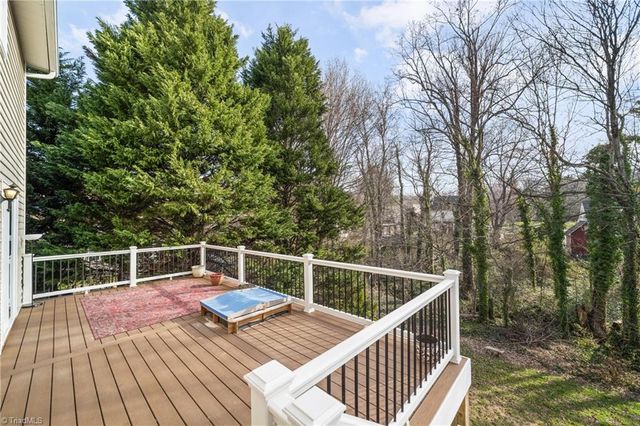 1605 Moravian Heights Court, Clemmons, NC 27012