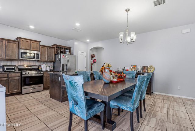 209 REIGATE Drive, El Paso, TX 79928
