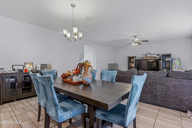 209 REIGATE Drive, El Paso, TX 79928
